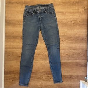 LOFT blue skinny jeans